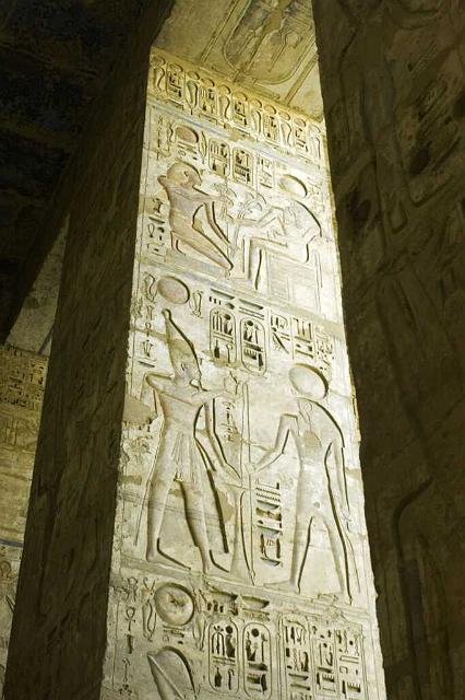 Medinet Habu IMGP5474.jpg